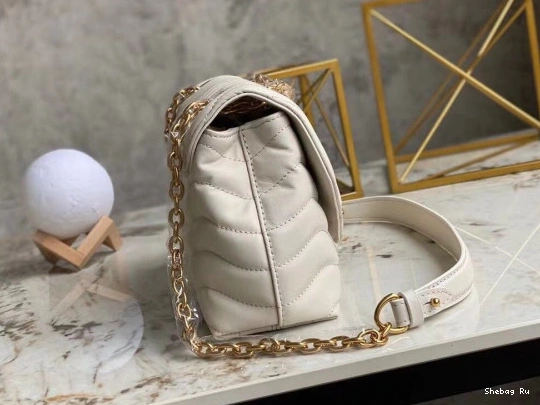 NEW VUITTON CHAIN BAG WAVE LOUIS 0820